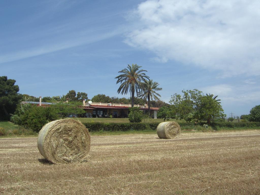 Santa Igia - Country House Acomodação com café da manhã Elmas Exterior foto